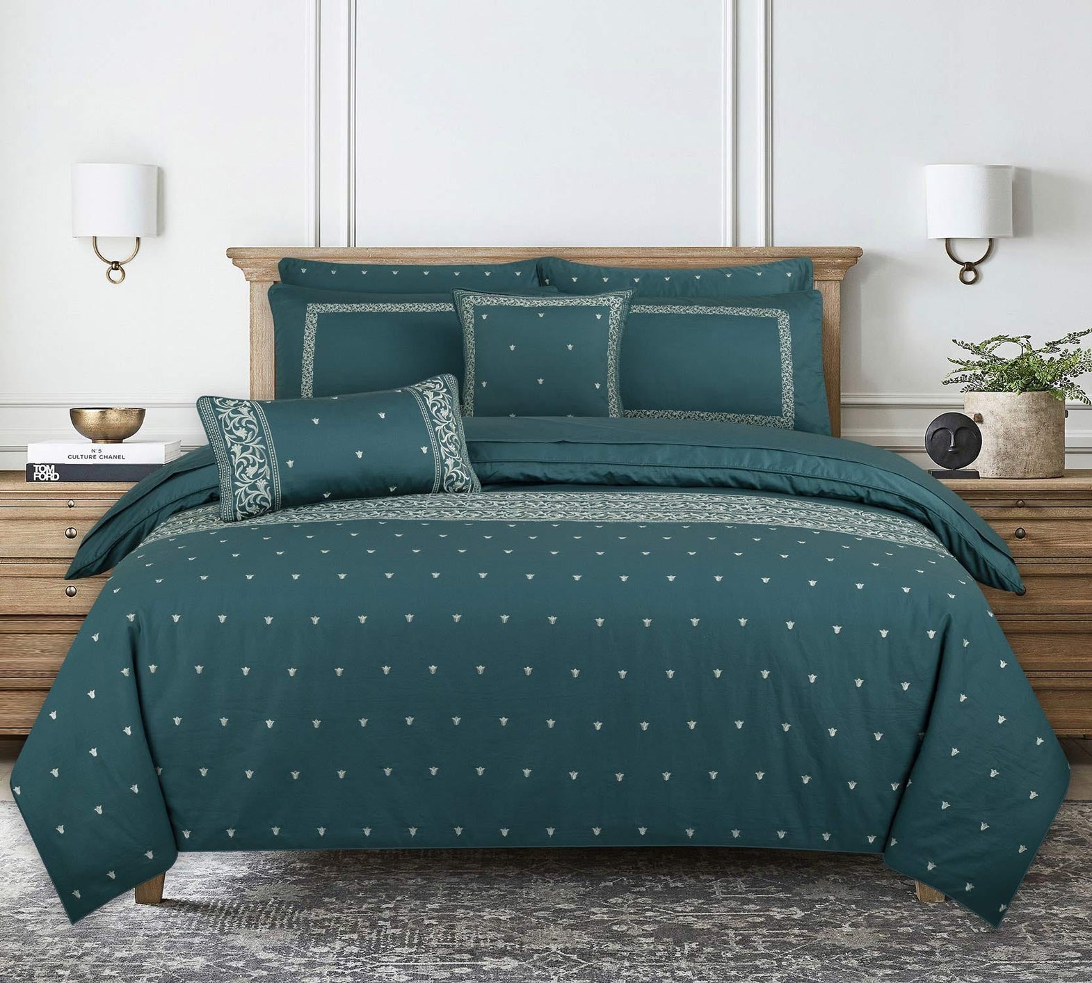 Teal Green T-400 Embroidered Quilt Cover Set