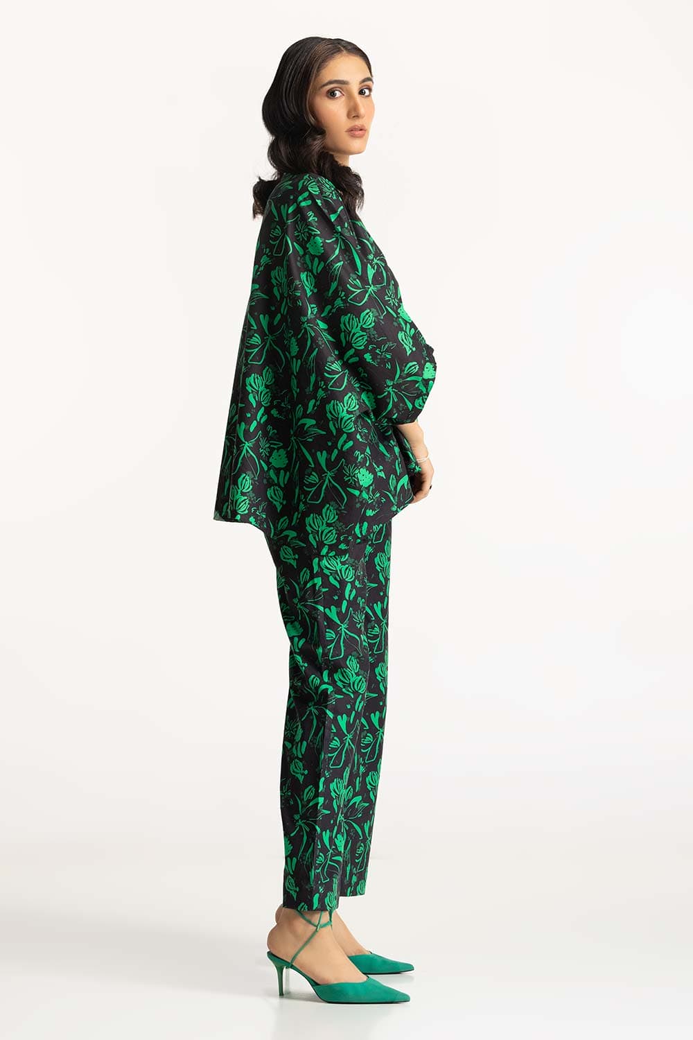 V Collar Blouse WM-CS-SS24-025