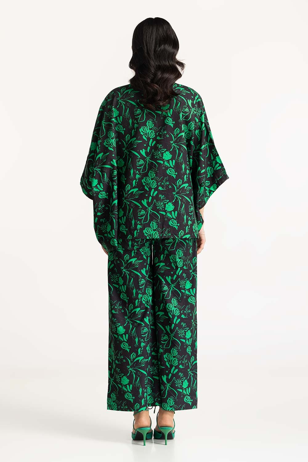 V Collar Blouse WM-CS-SS24-025