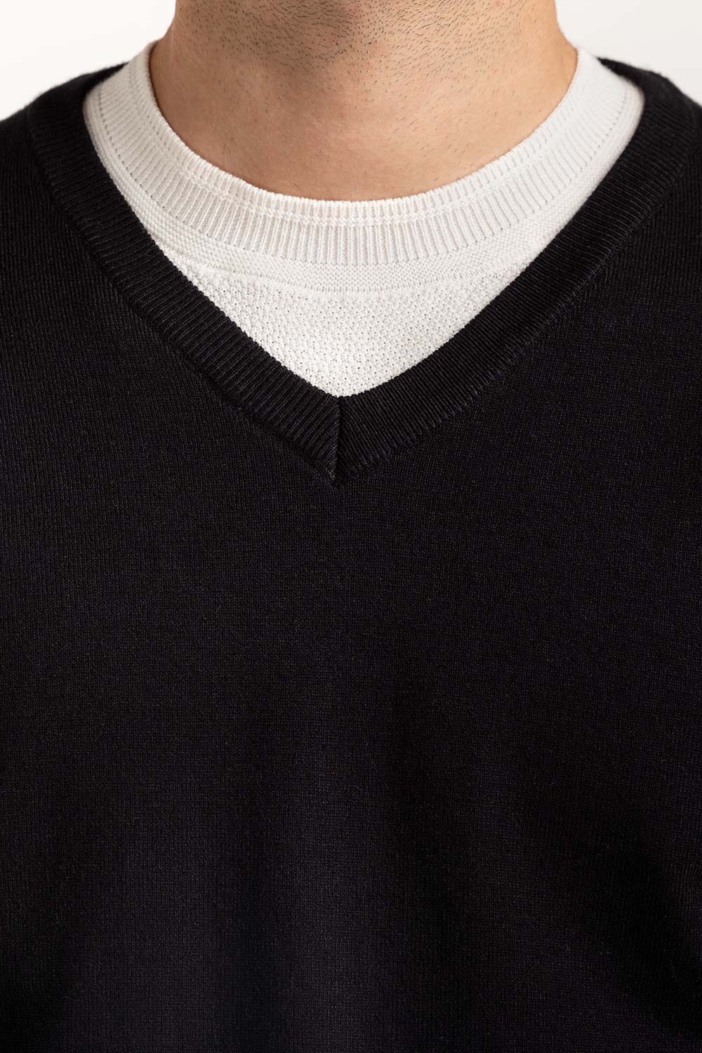 V Neck Sweater MN-SWT-WS24-002 A