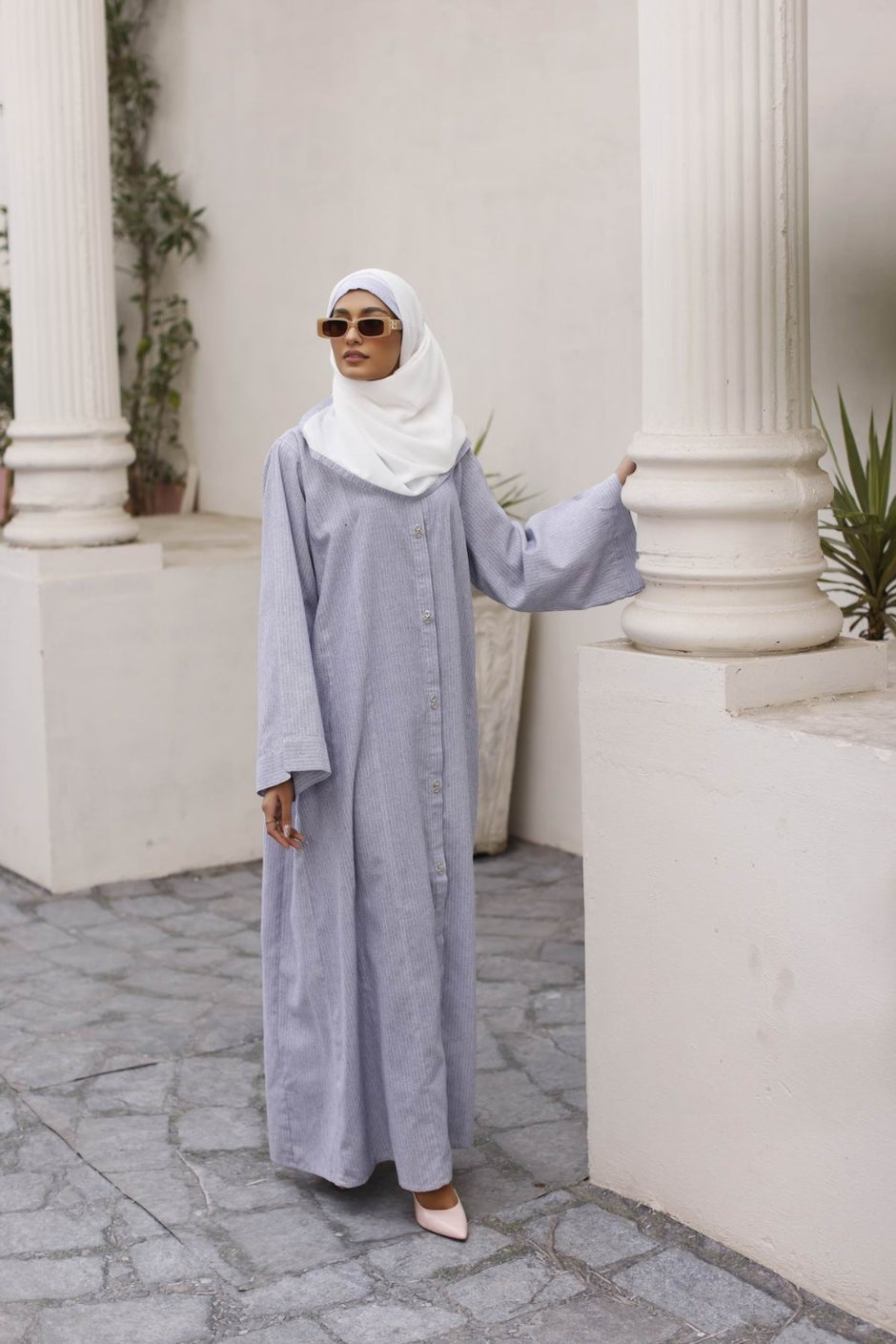 Nisa Stripes Abaya With Dyed Scarf