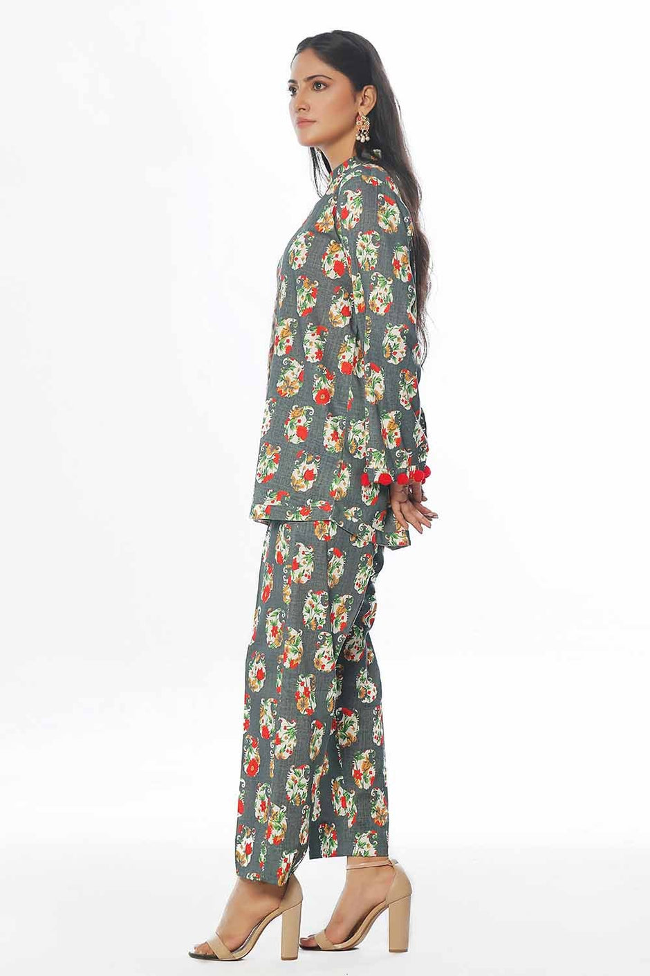 2 Piece Unstitched Printed Khaddar Suit