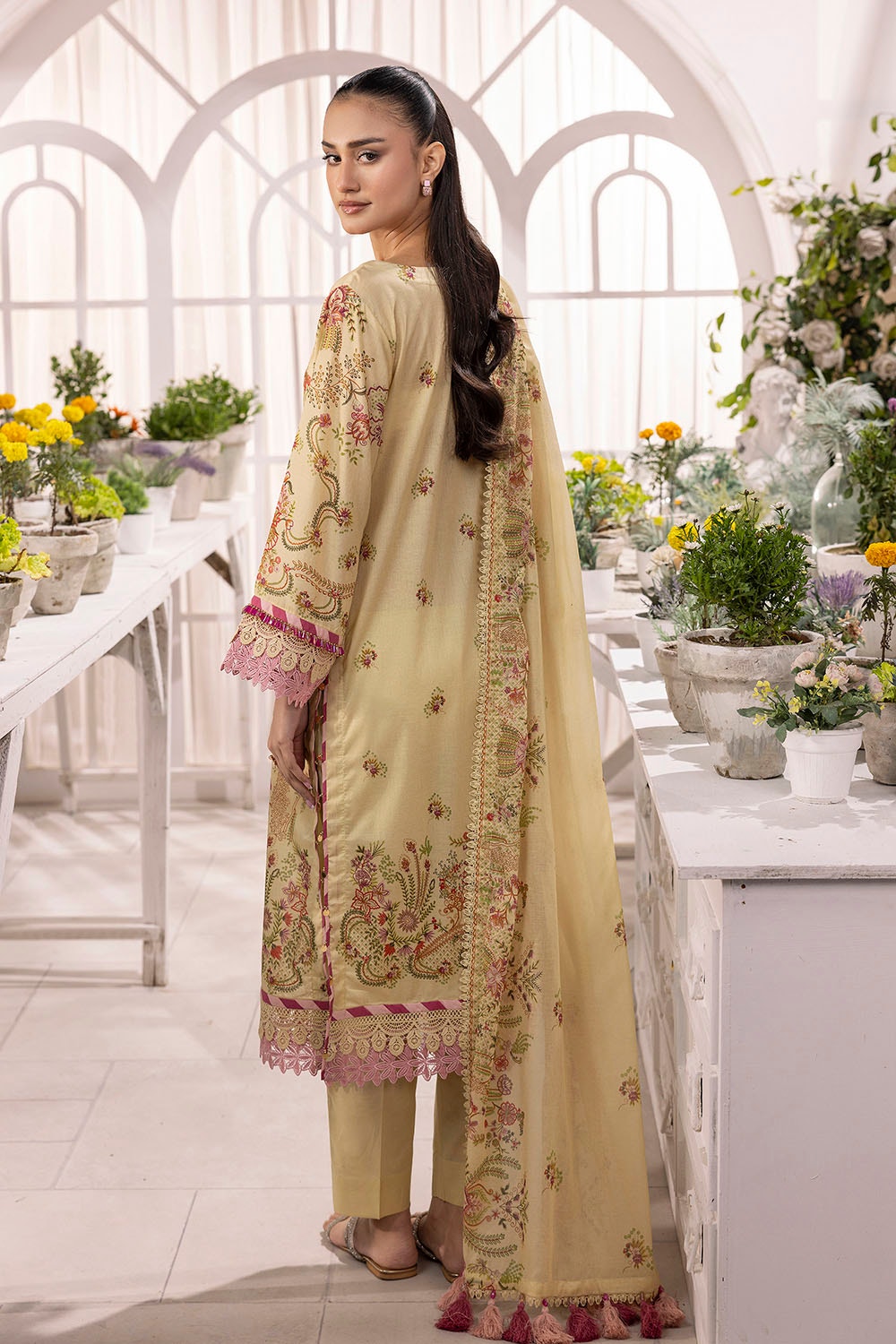 3 Piece Unstitched Printed Lawn Suit with Schiffli Lace Printed Lawn Dupatta CL-52098