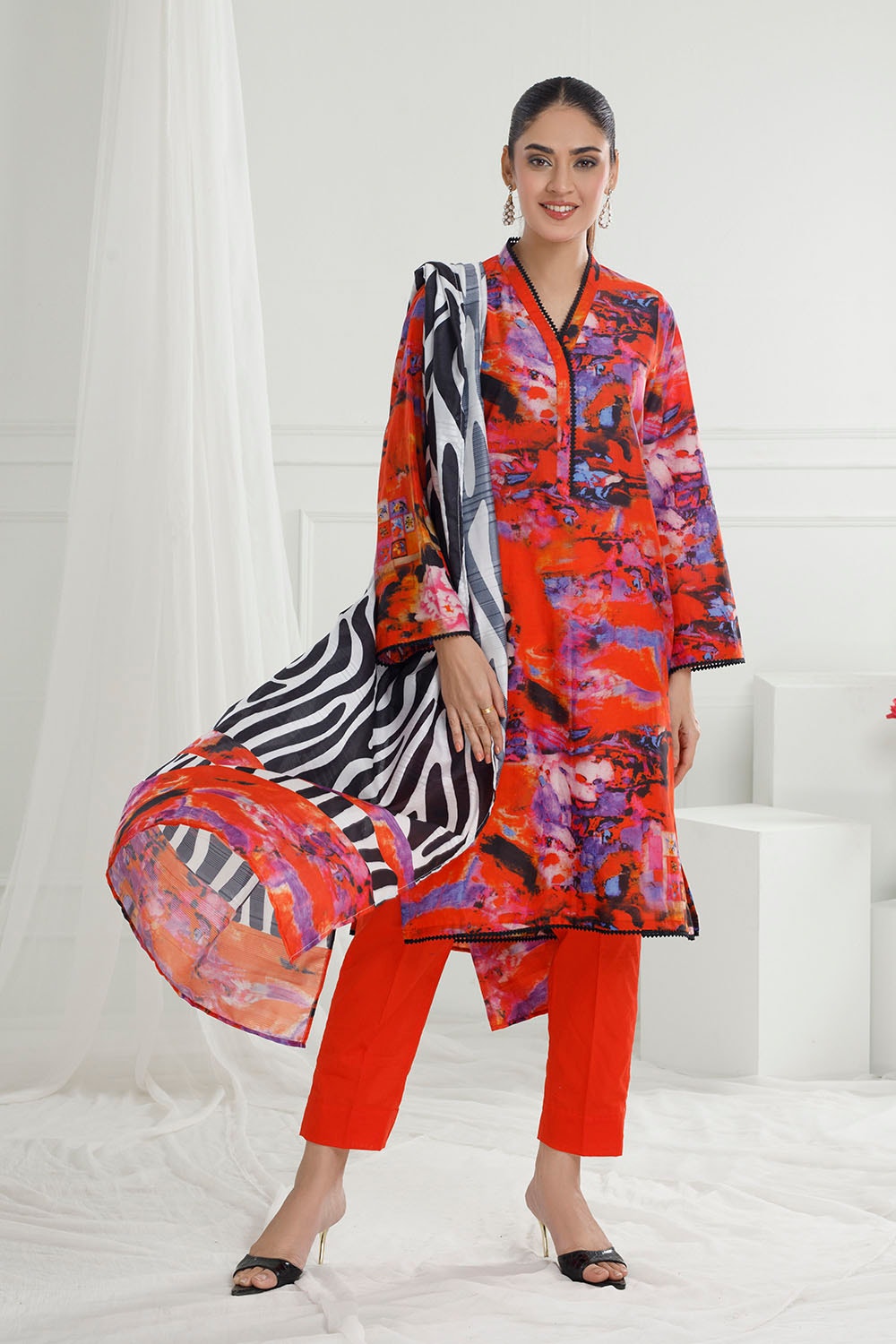 3 Piece Unstitched Printed Cotton Silk Suit with Printed Chiffon Dupatta