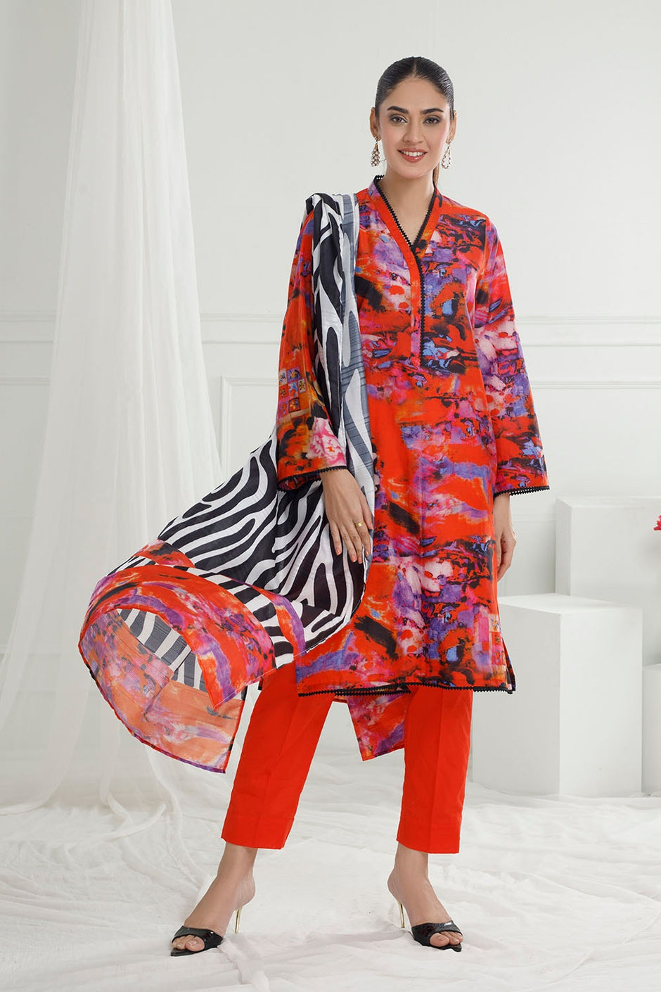 3 Piece Unstitched Printed Cotton Silk Suit with Printed Chiffon Dupatta