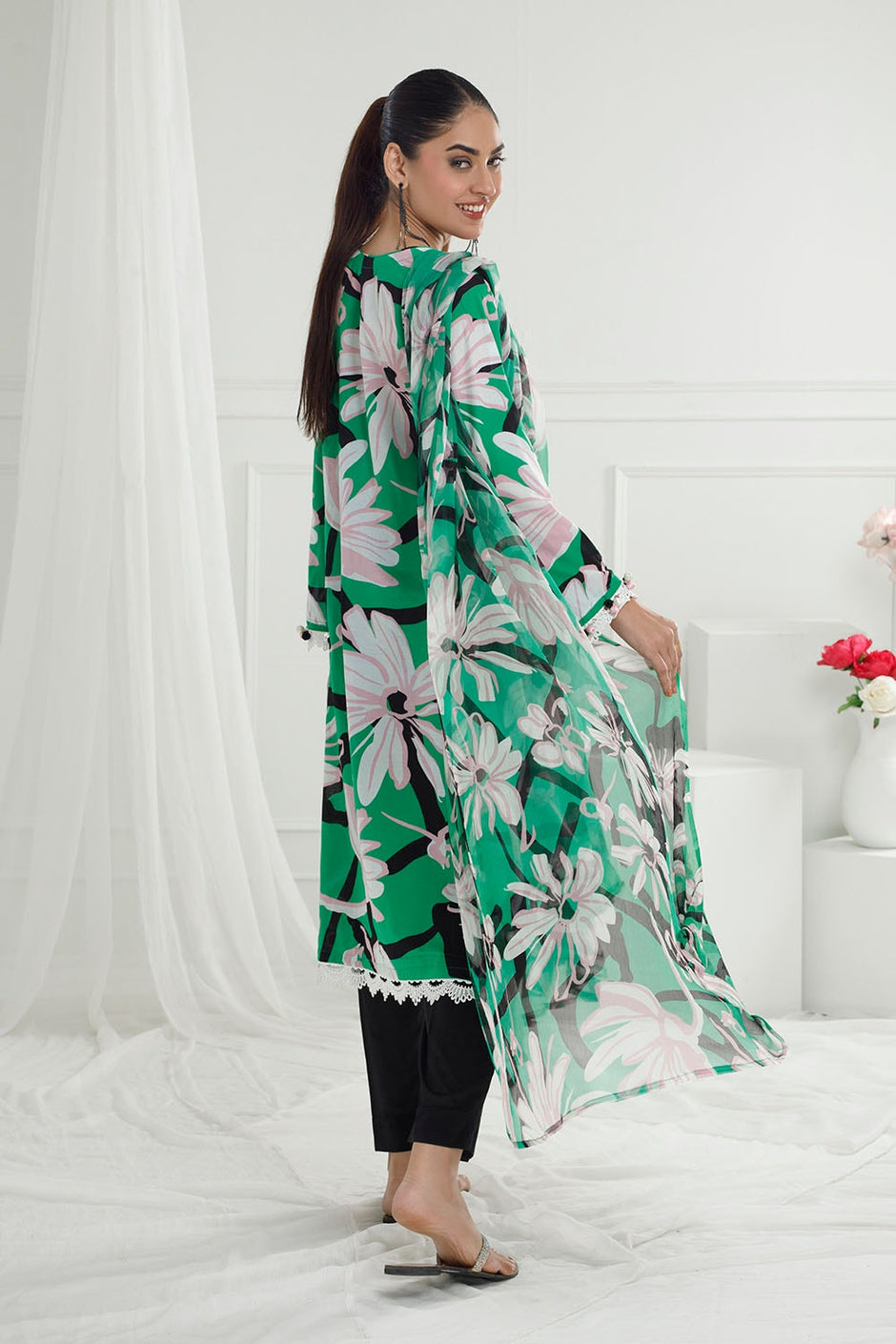 3 Piece Unstitched Printed Lawn Suit with Printed Pure Silk Chiffon Dupatta