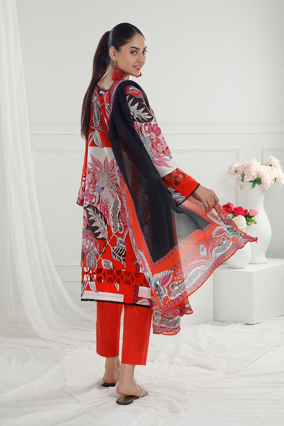 3 Piece Unstitched Printed Cotton Silk Suit with Printed Chiffon Dupatta