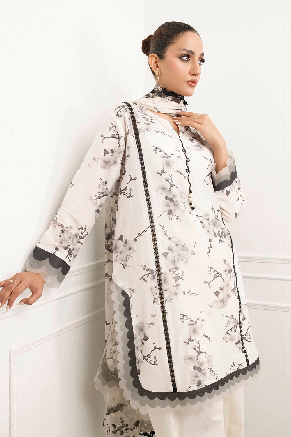 3 Piece Unstitched Printed Soya Silk Suit with Printed Chiffon Dupatta SY-52001