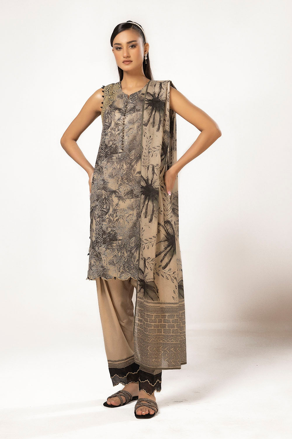 3 Piece Unstitched Embroidered Printed Lawn Suit with Printed Lawn Dupatta CL-52431