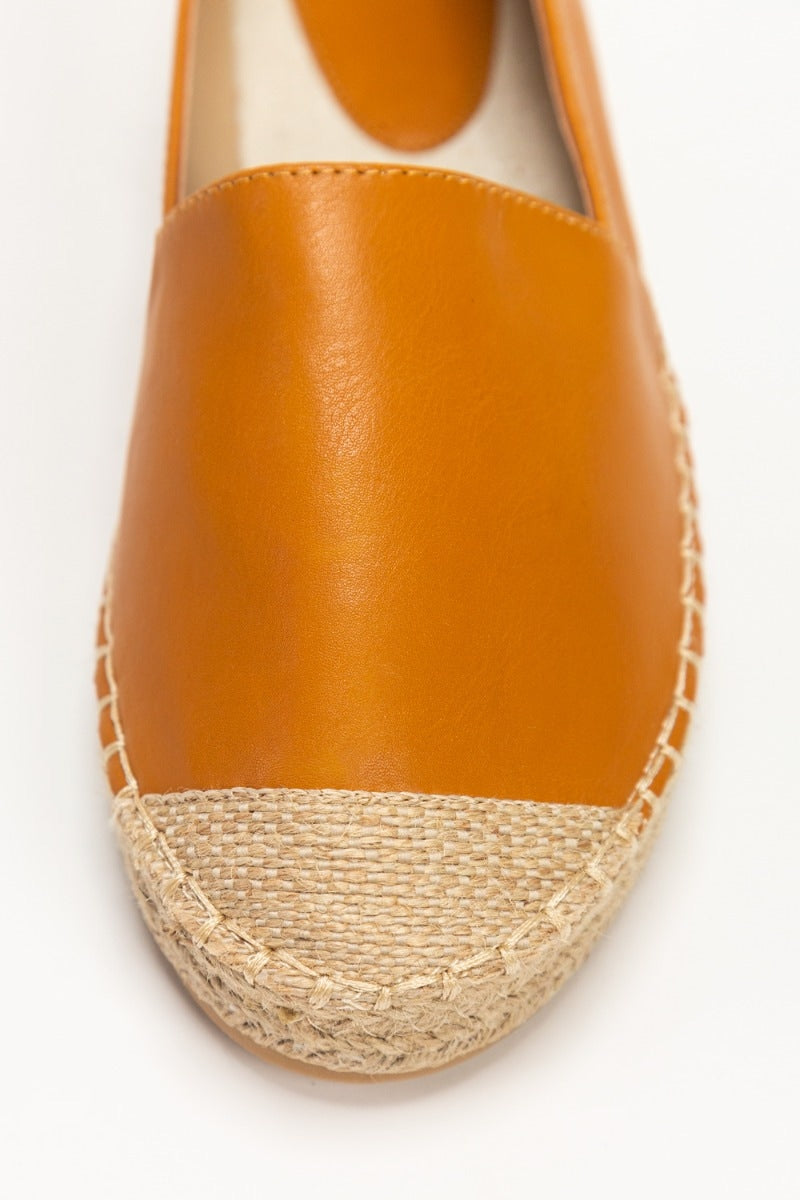 Women Camel Shoes IDF-20-36