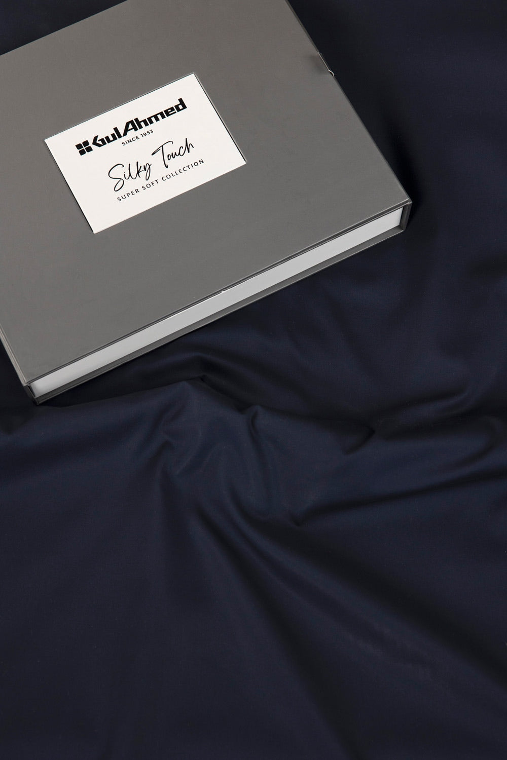Princes Luxury Plus Unstitched Fabric Cotton with Gift Box