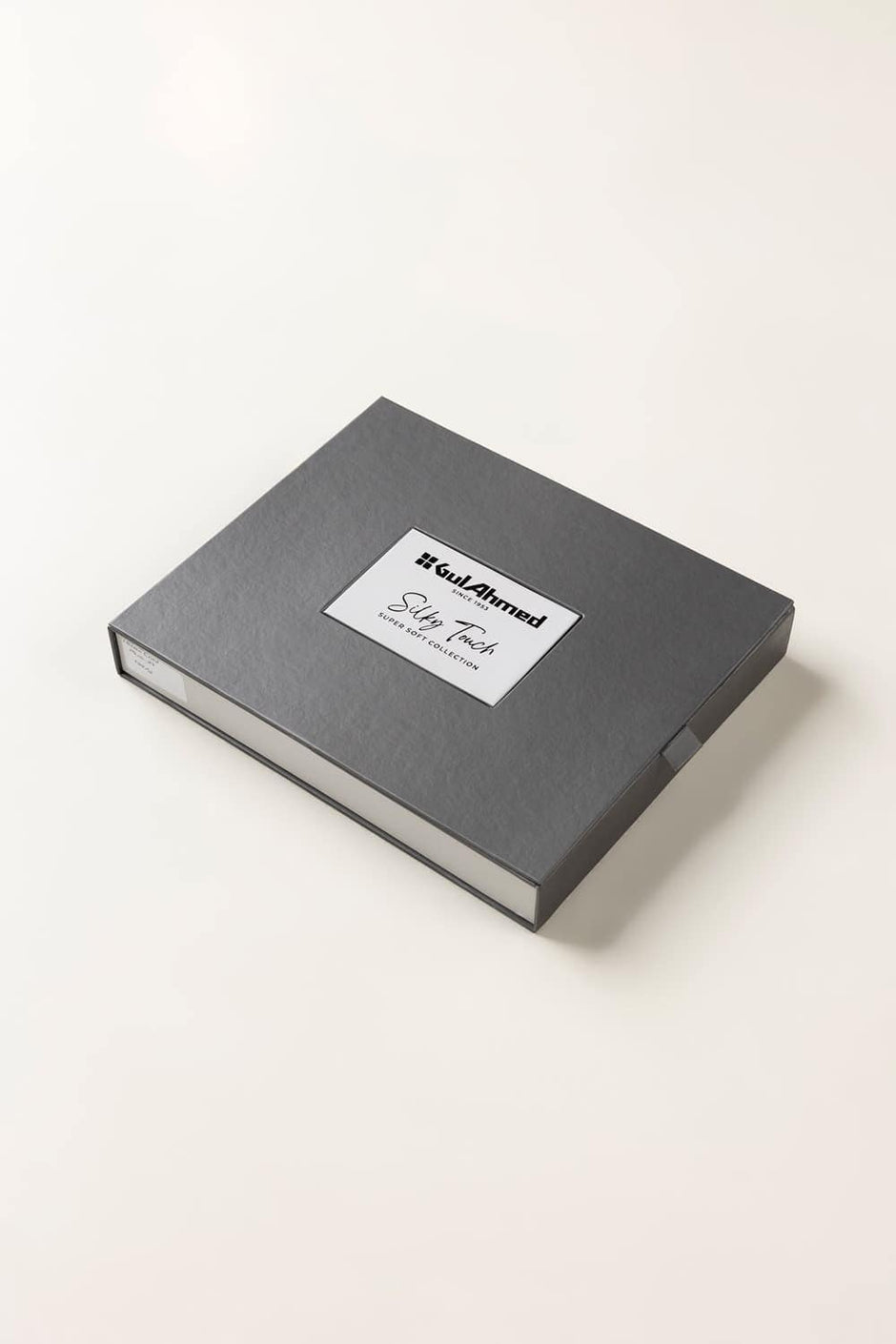 Prince Luxury Plus Unstitched Fabric Cotton with Gift Box