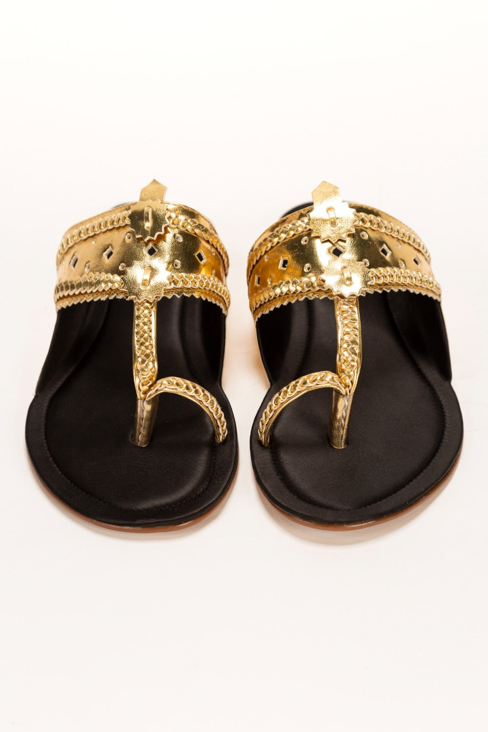 Women Golden Kolhapuri IDFT-SS22-25