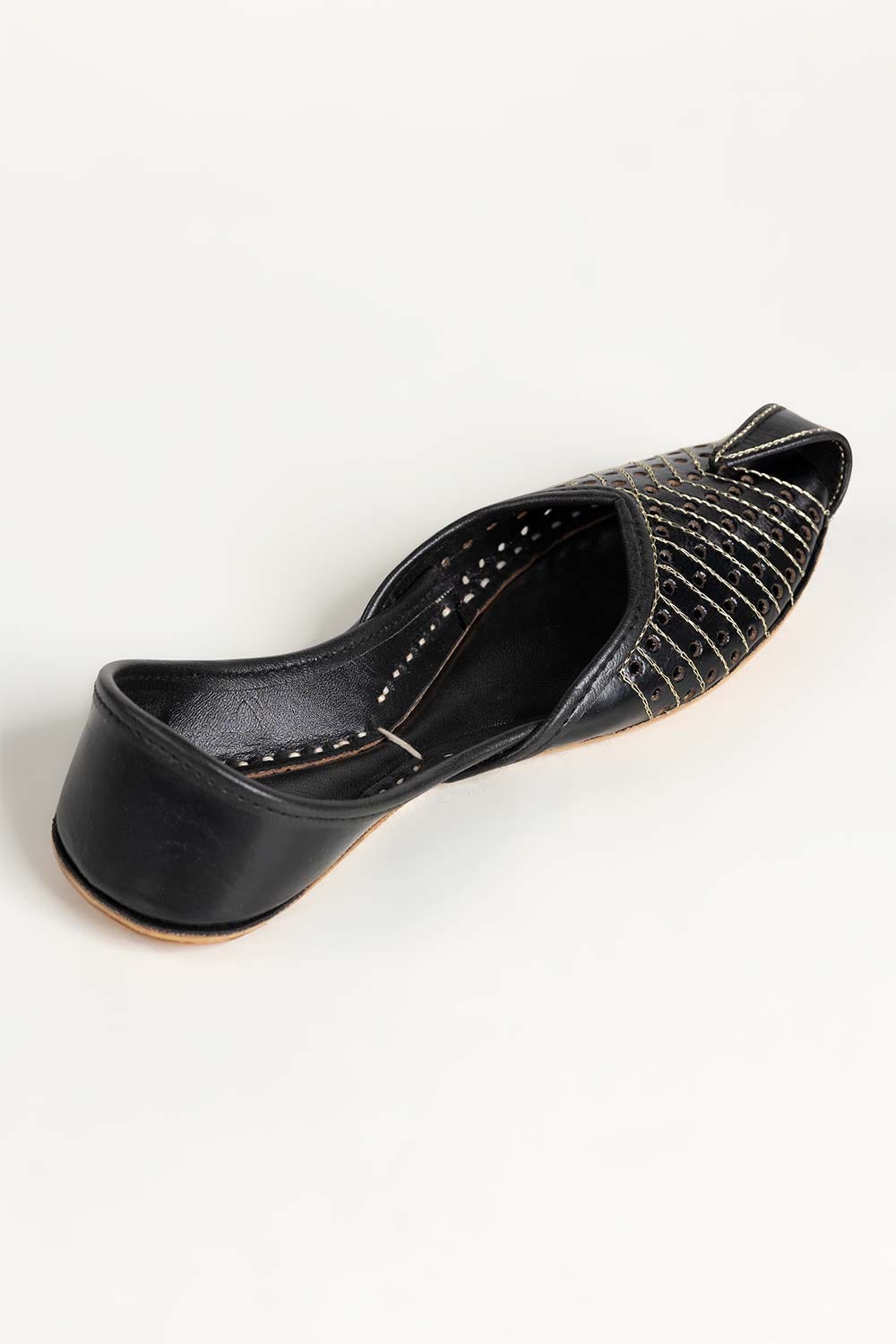Women Black Khussa IDFT-AW22-53