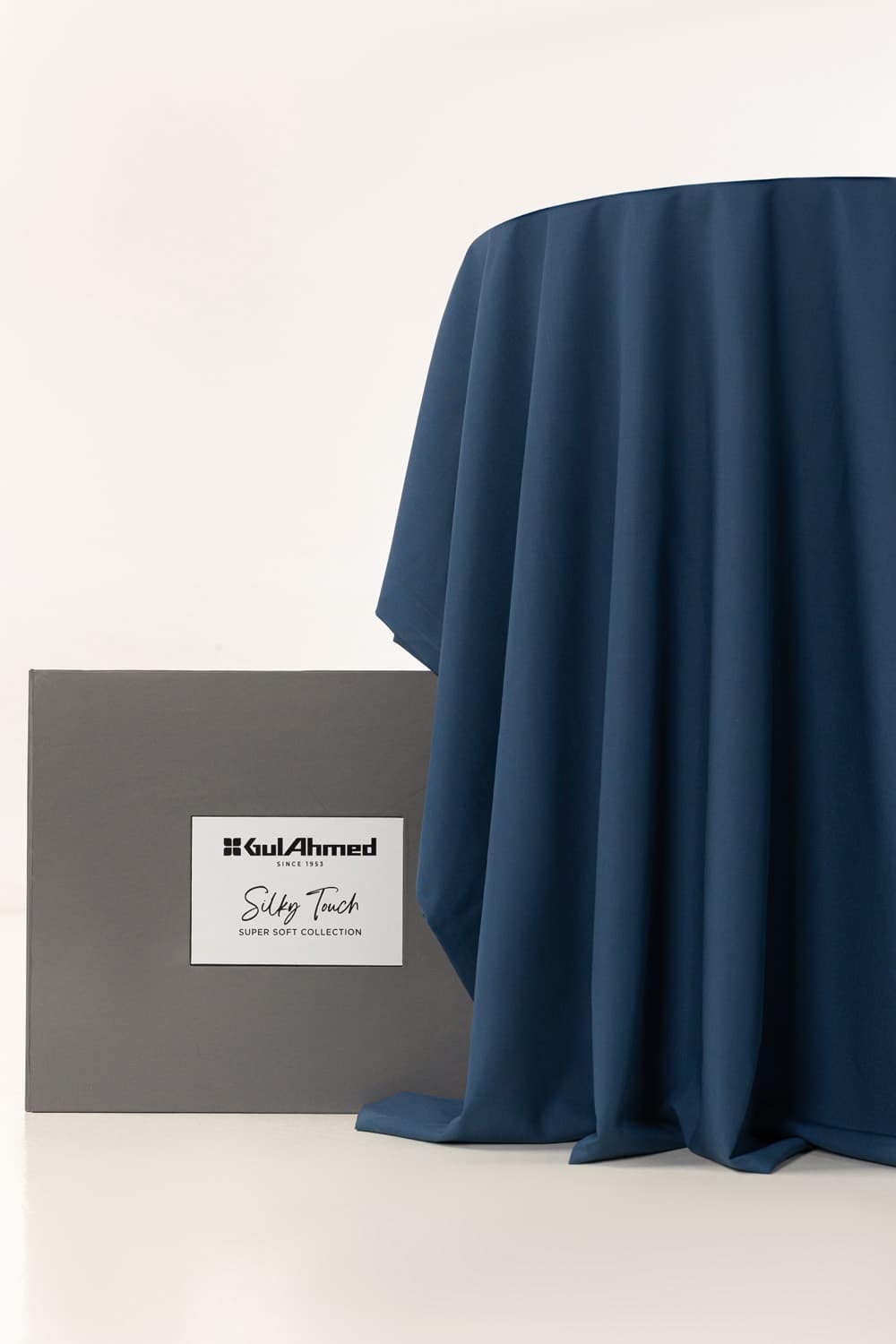 AMBASSADOR PEACH Unstitched Fabric Blended with Gift Box