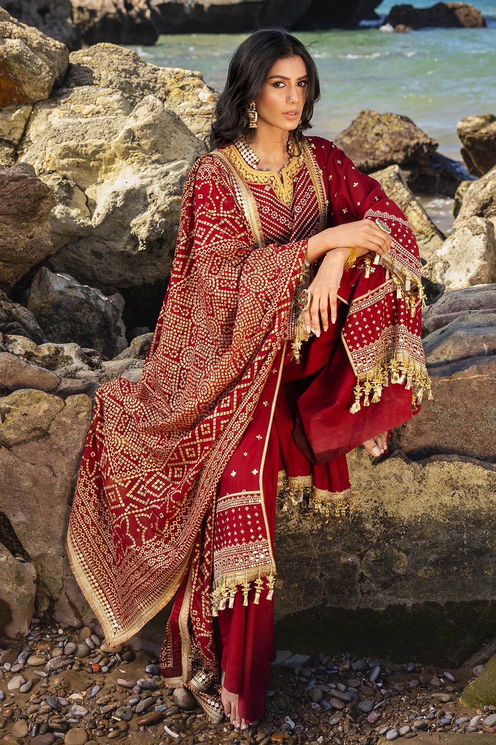 3 Piece Unstitched Embroidered Lawn Suit with Gold Lacquer Embroidered Printed Chiffon Dupatta BM-52018