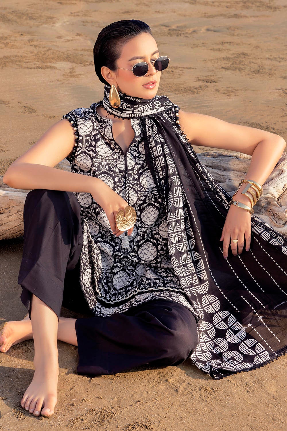 3 Piece Unstitched Printed Lawn Suit B-52013