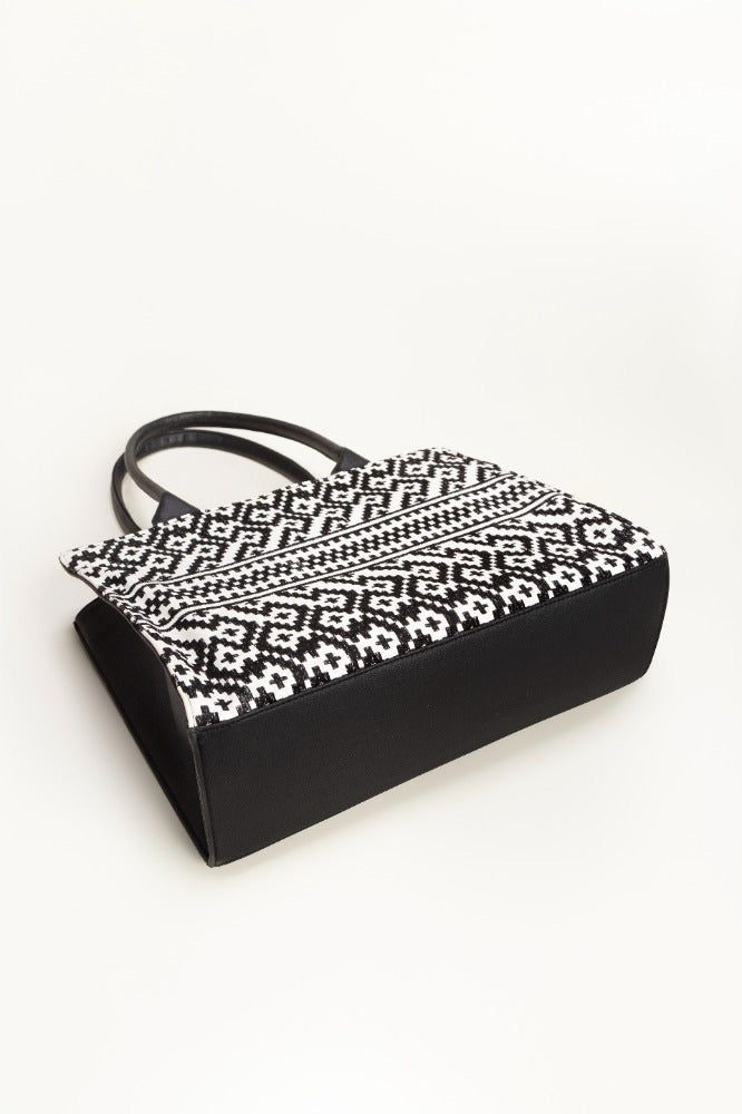 Black-White Tote Bag IDB-AW23-42