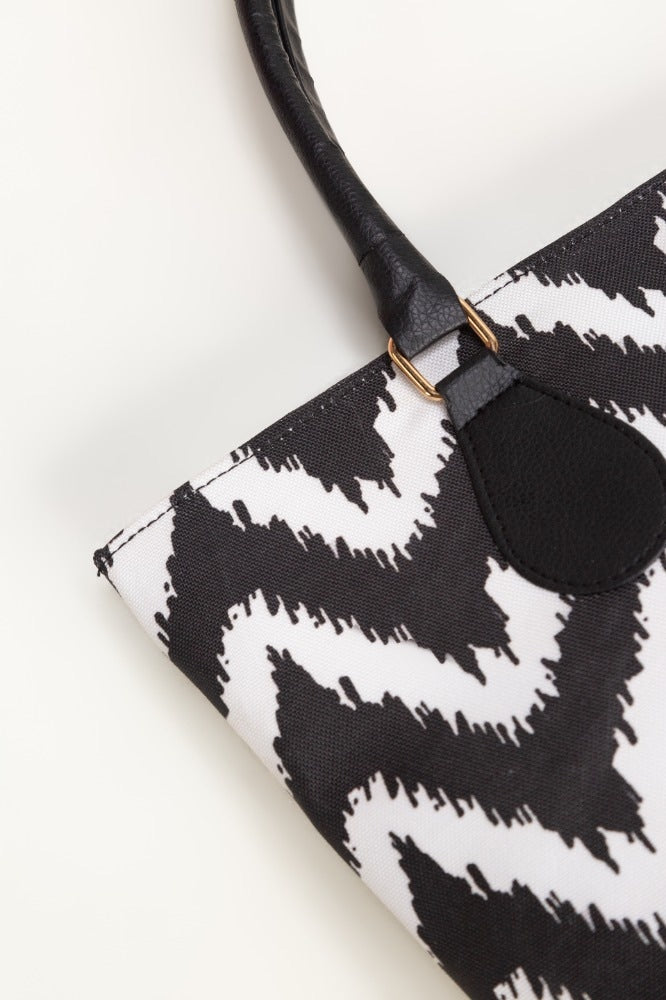 Black-White Hand Bag
