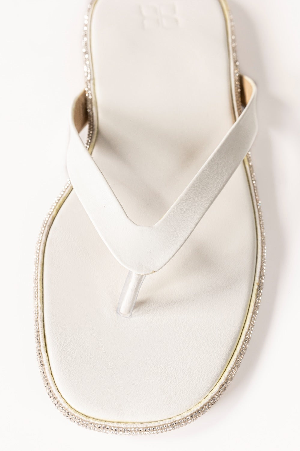 White Slipper IWW-SLP24-024