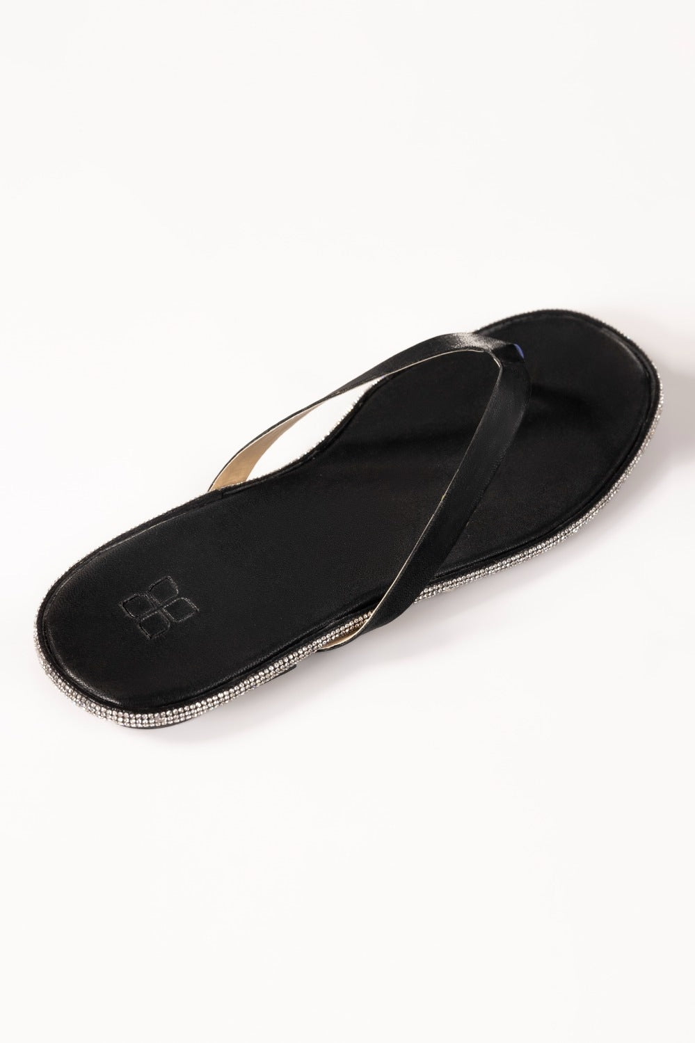 Black Slipper IWW-SLP24-025
