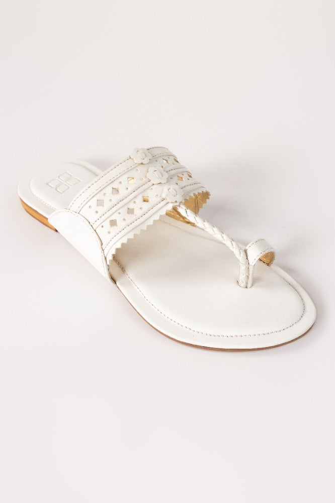White Kolhapuri IWE-KLP24-008