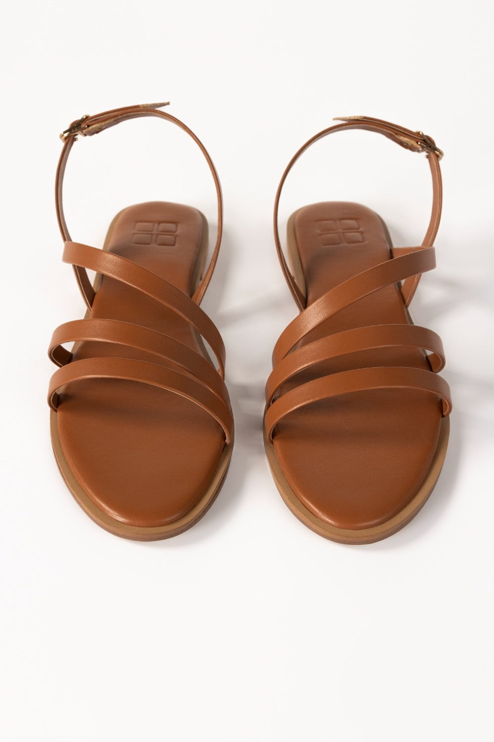 Tan Sandle IWW-SDL24-001