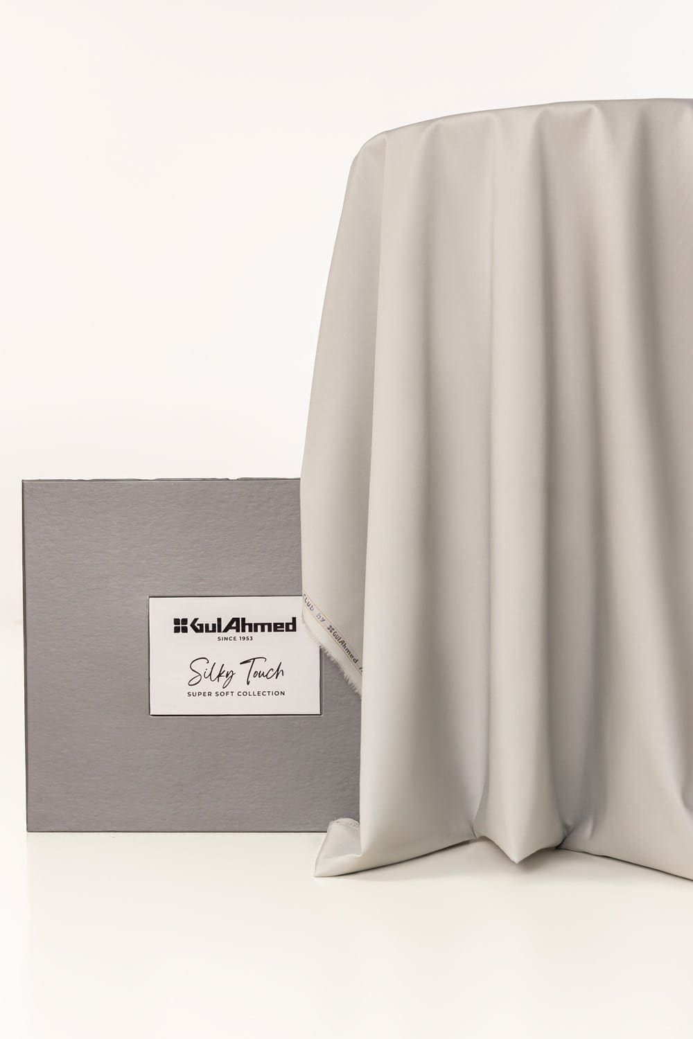 Cotton Club Twill Plus Unstitched Fabric Cotton with Gift Box