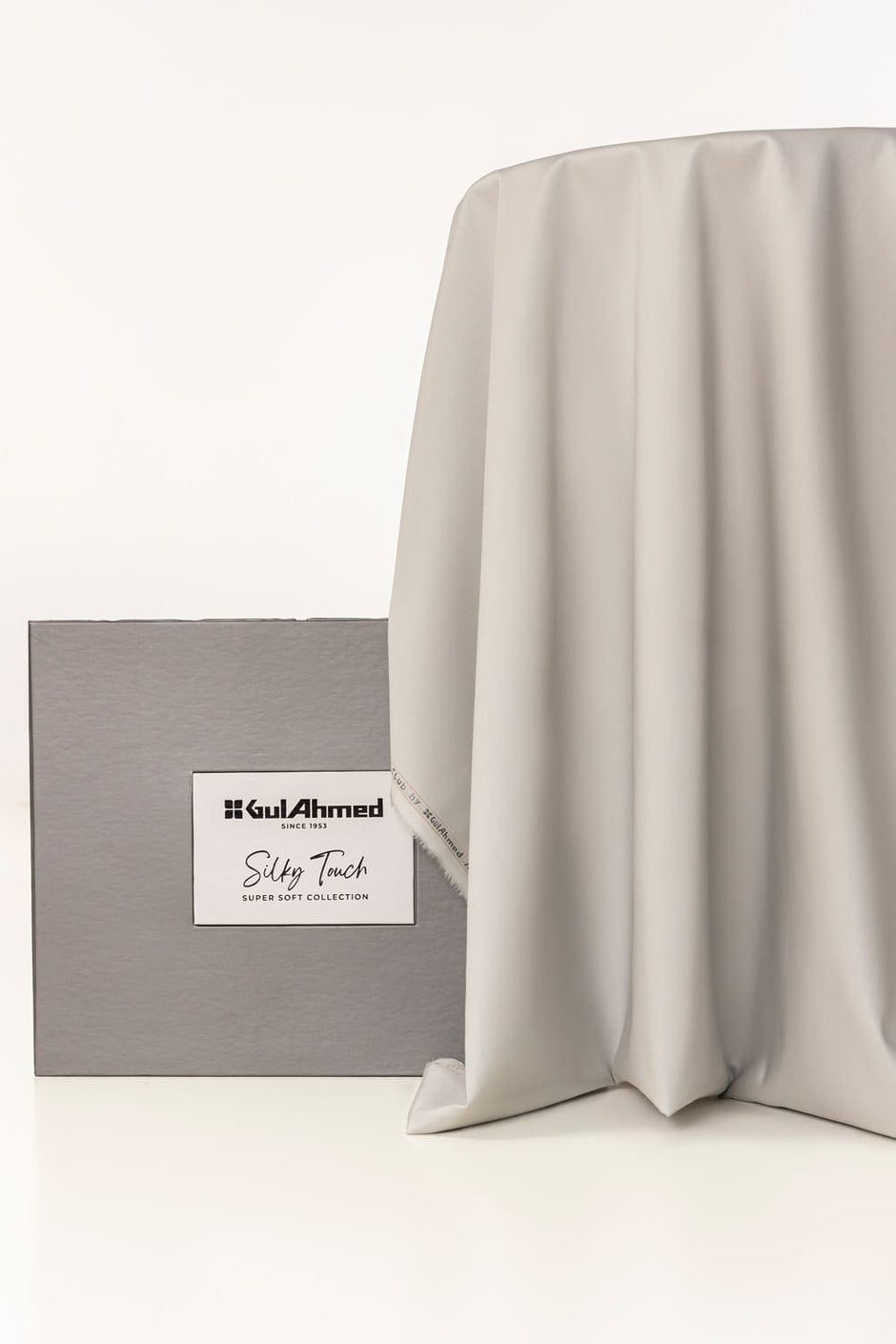 Cotton Club Twill Plus Unstitched Fabric Cotton with Gift Box