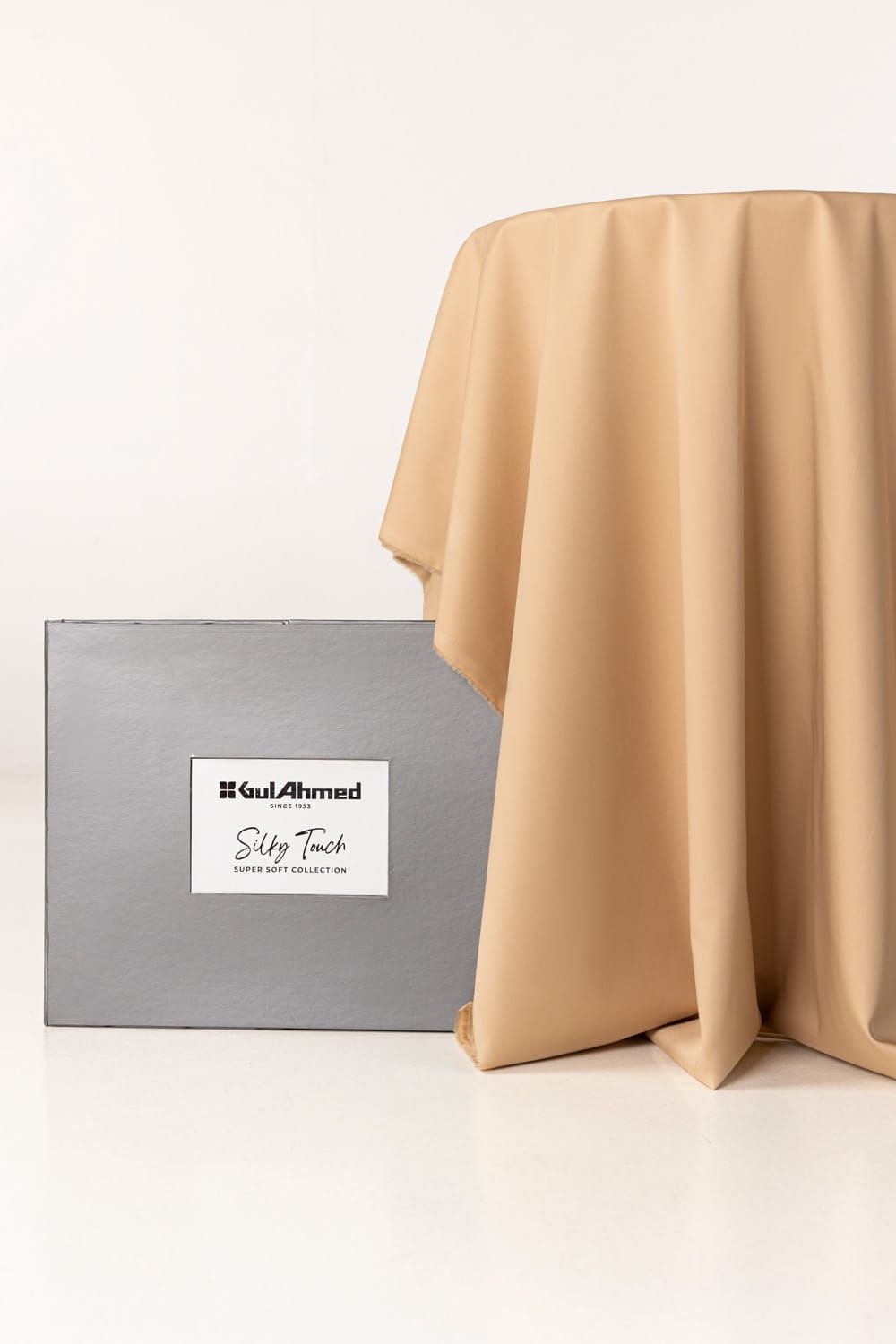 Hitex Twill Plus Unstitched Fabric Cotton with Gift Box