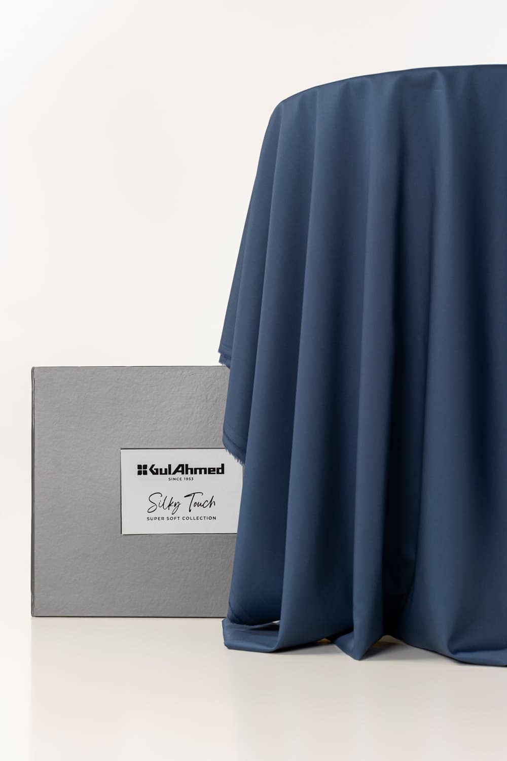 Cotton Club Twill Plus Unstitched Fabric Cotton with Gift Box