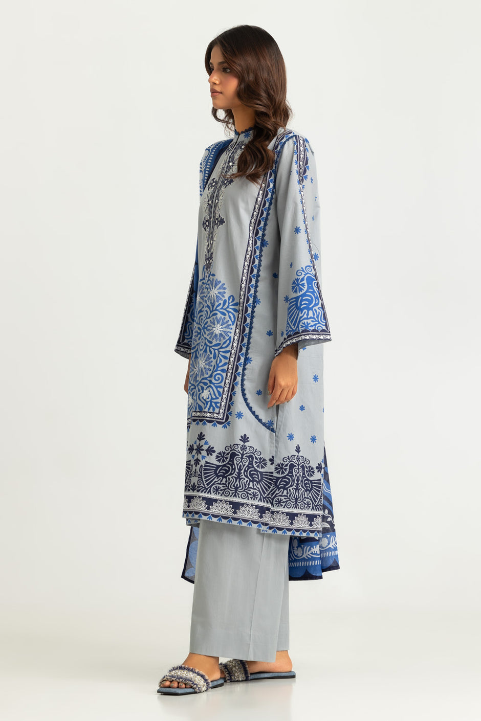 3PC Cambric Printed Suit With Embroidered
