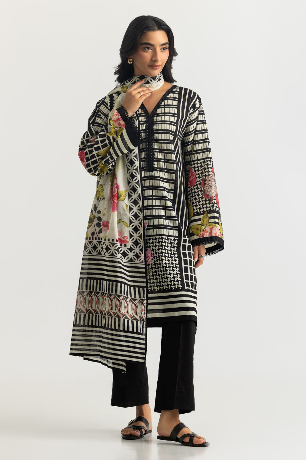 3PC Cambric Printed Suit With Embroidered