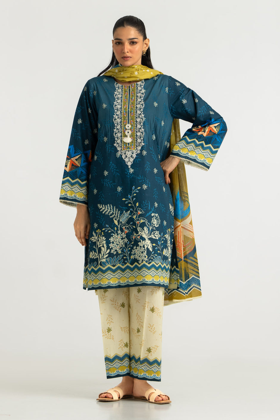 3PC Cambric Printed Suit With Embroidered