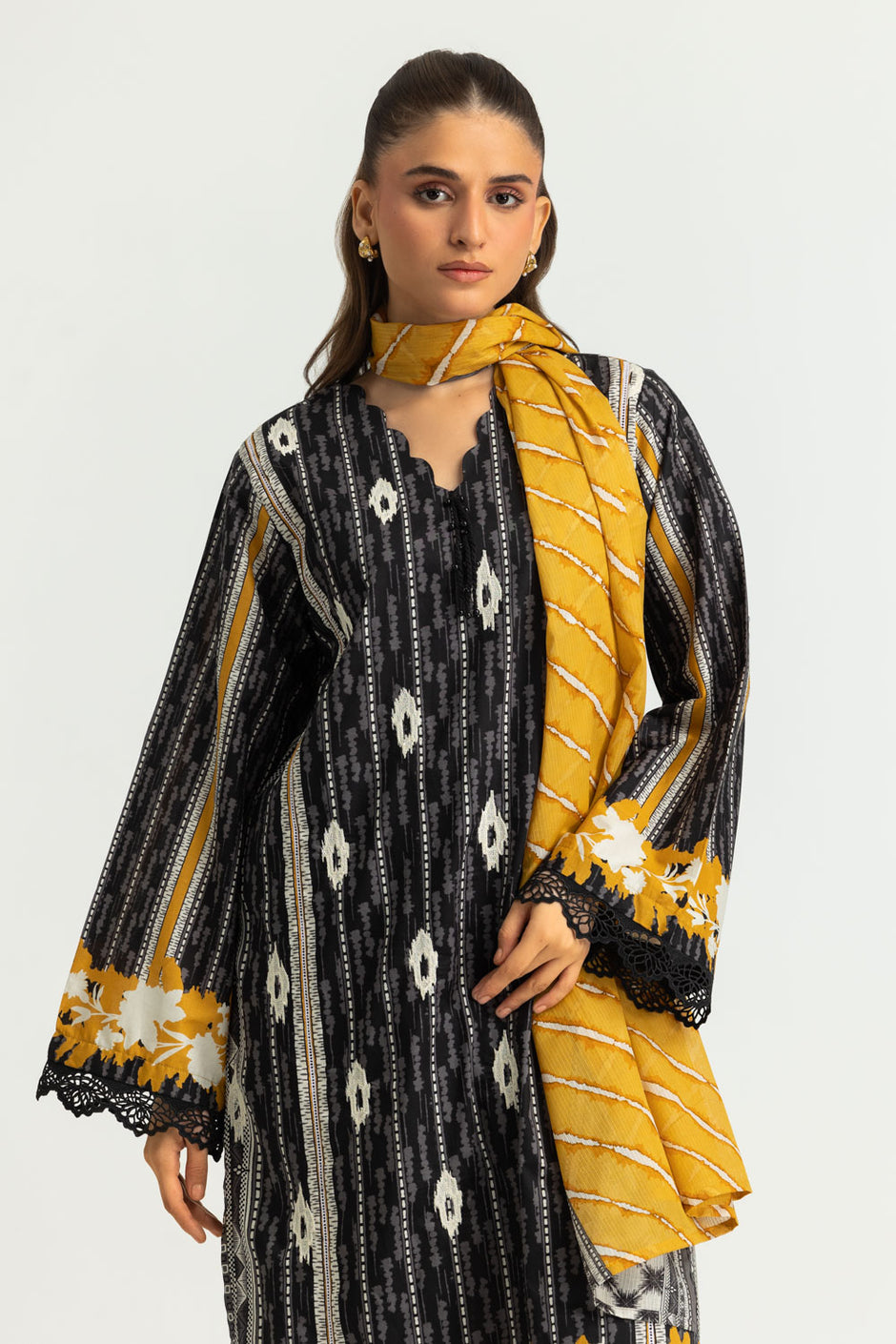 3PC Cotton Printed Suit With Embroidered