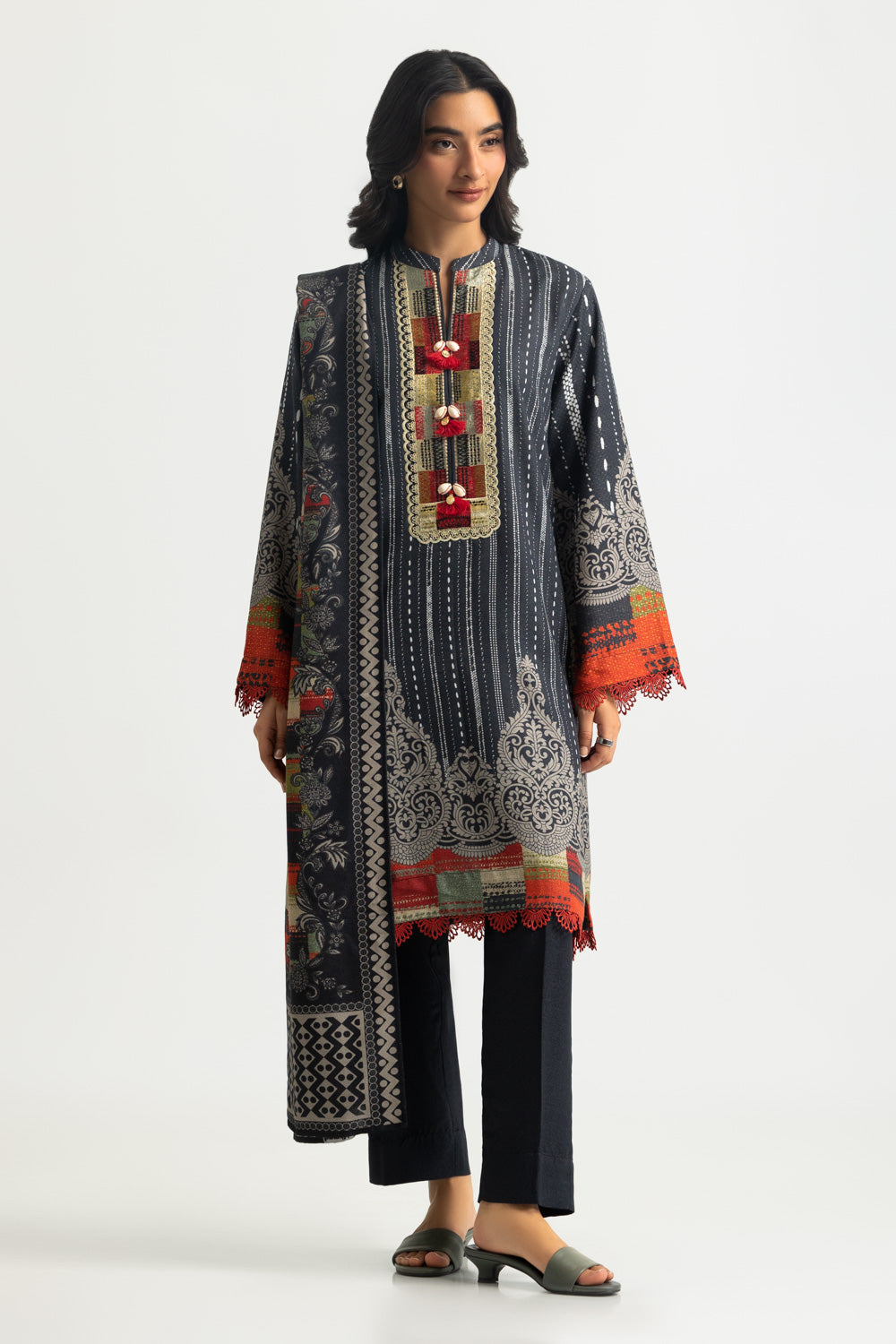 3PC Karandi Printed Suit With Embroidered