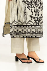 3PC Khaddar Embroidered Suit IUSTKSD-1232