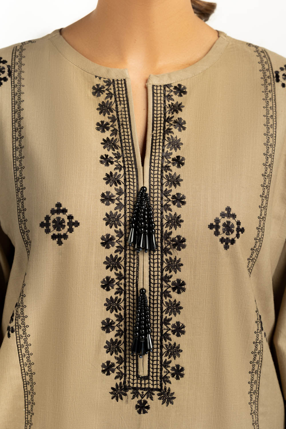 3PC Khaddar Embroidered Suit IUSTKSD-1242