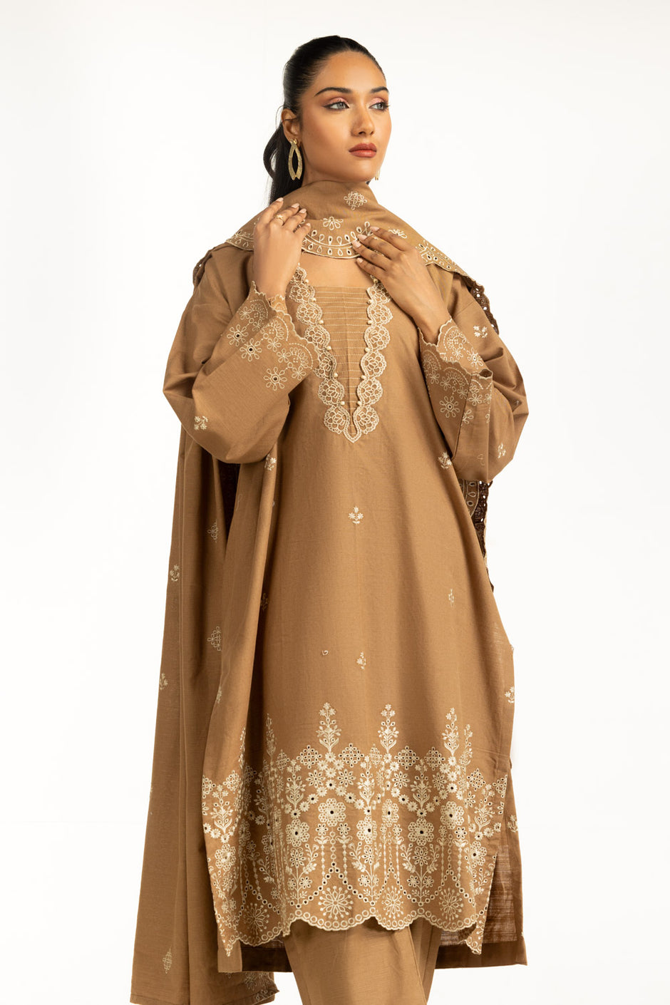 3PC Khaddar Embroidered Suit