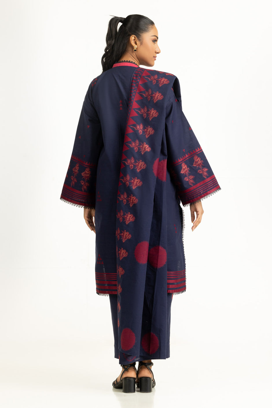 3PC Khaddar Jacquard Suit