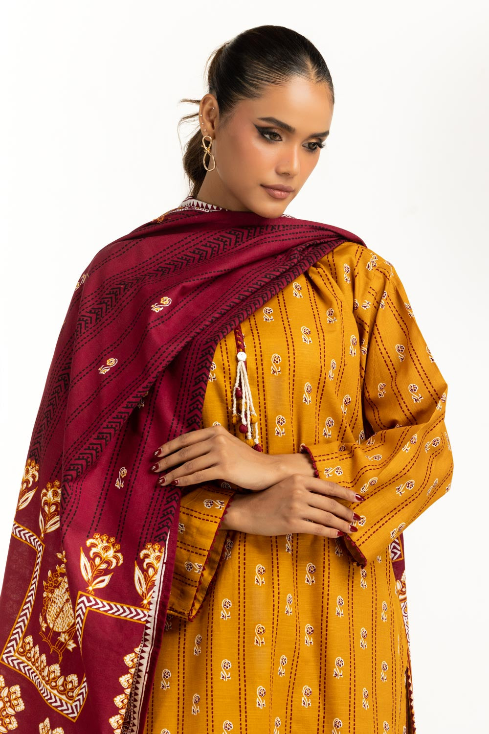 3PC Khaddar Printed Suit IUSTKSD-1167