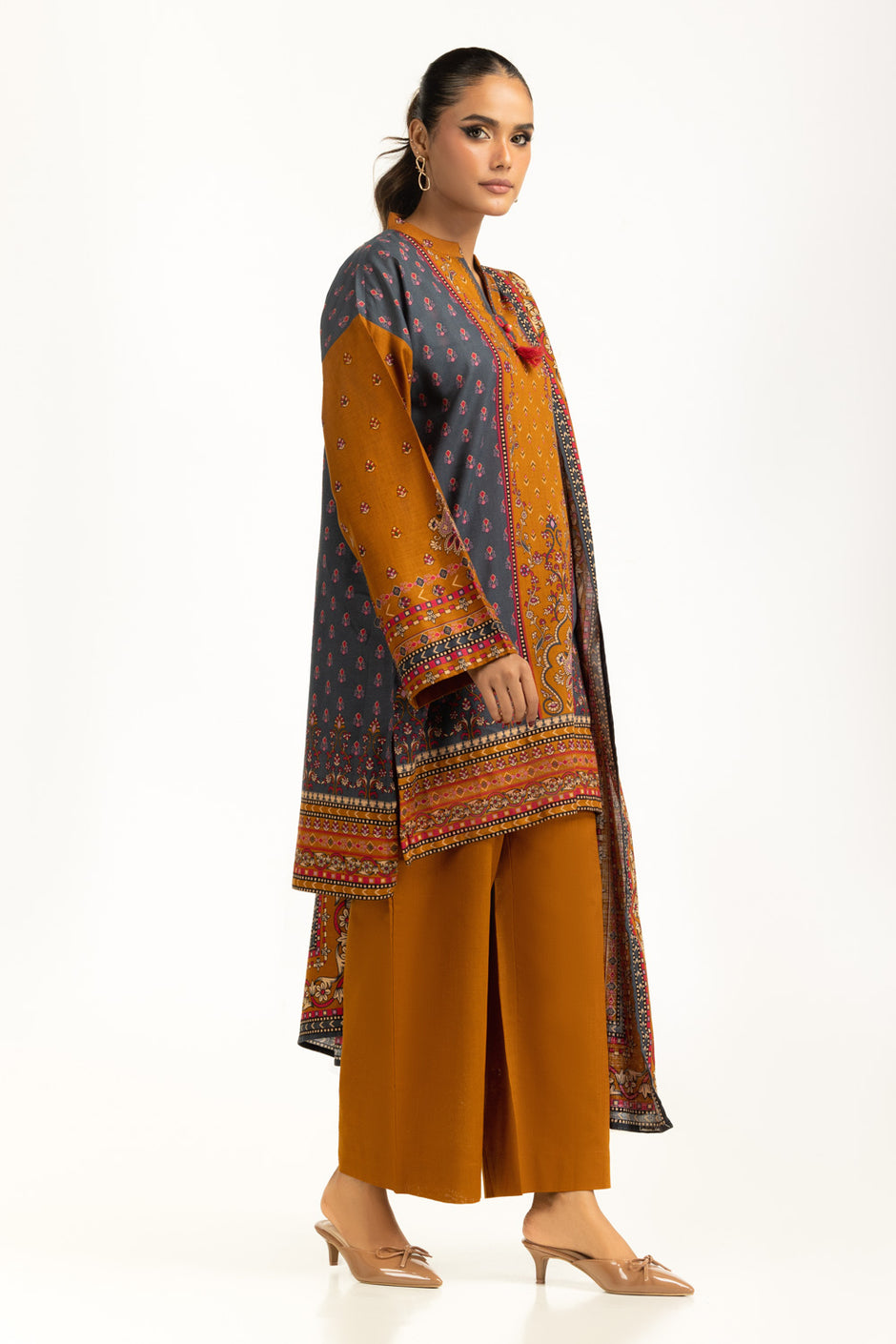 3PC Khaddar Printed Suit