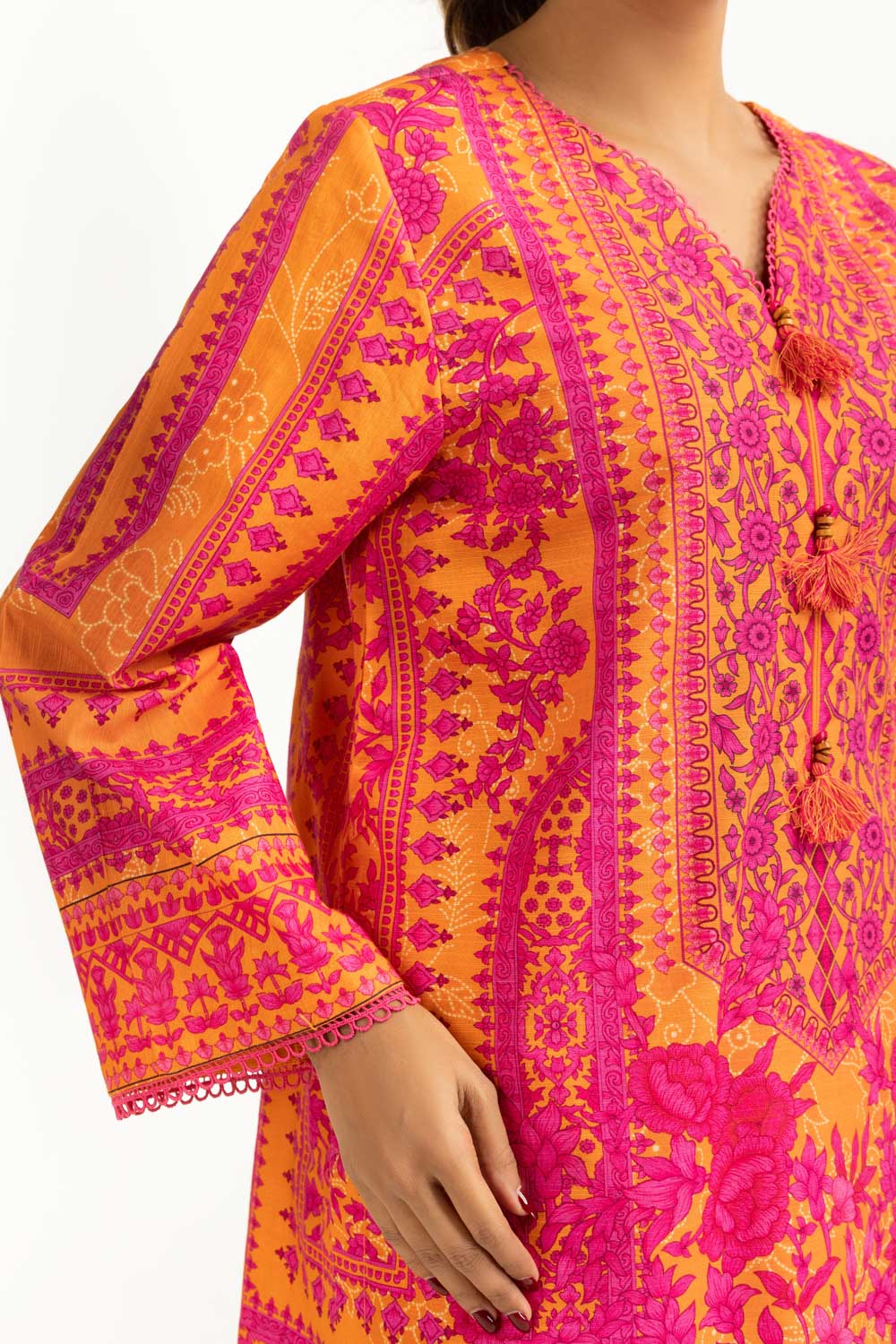 3PC Khaddar Printed Suit IUSTKSD-1197