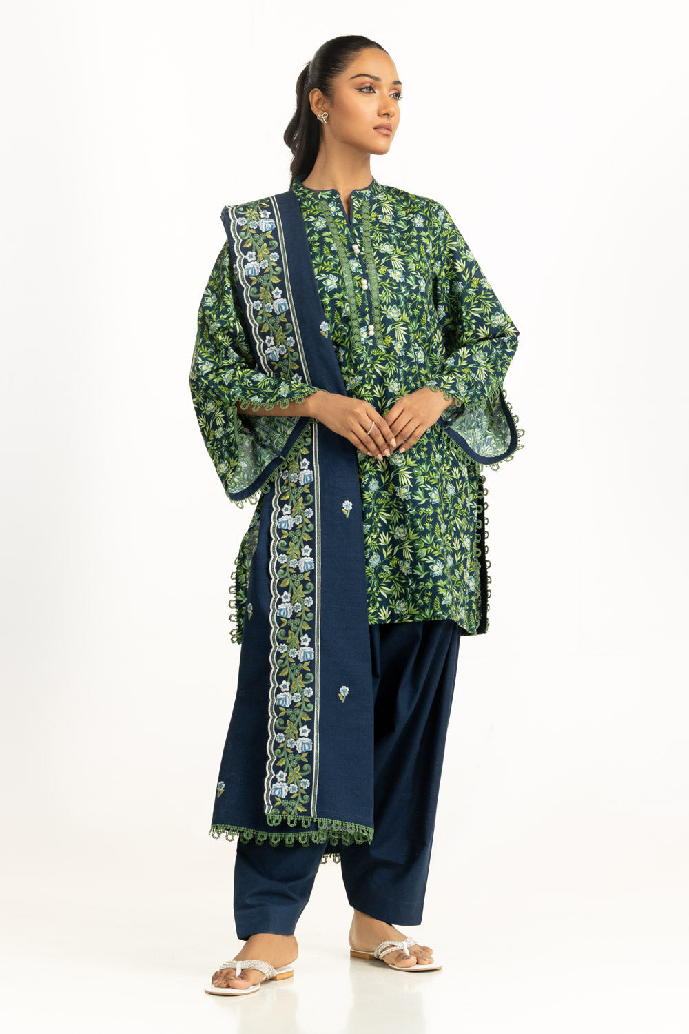3PC Khaddar Printed Suit