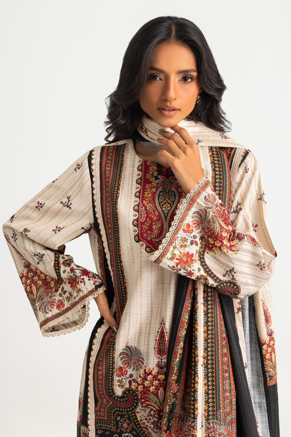 3PC Khaddar Printed Suit