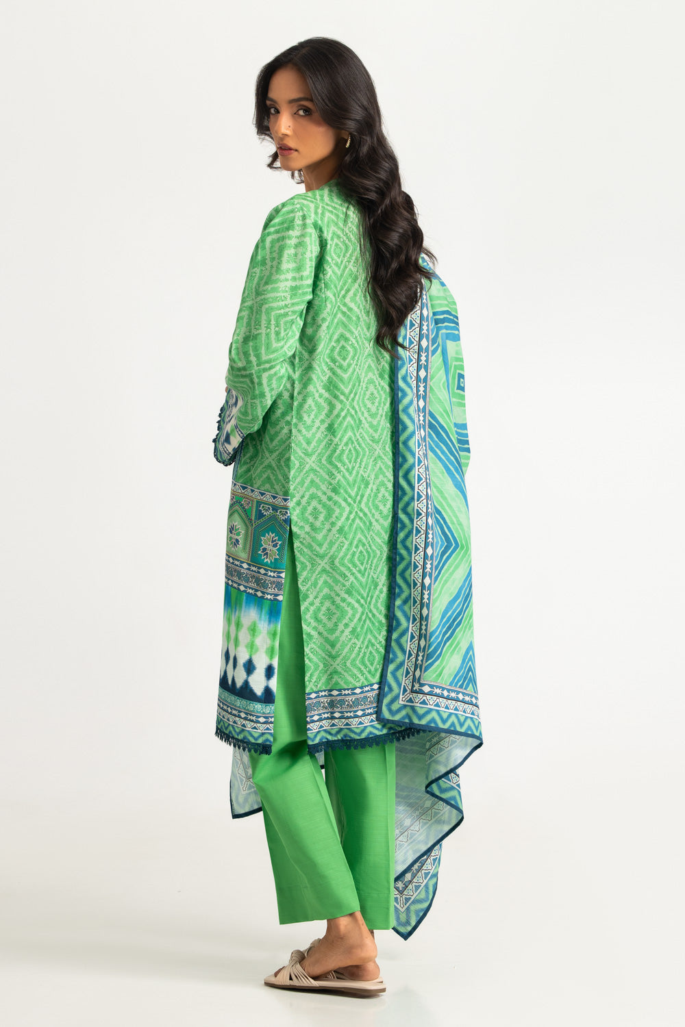 3PC Khaddar Printed Suit