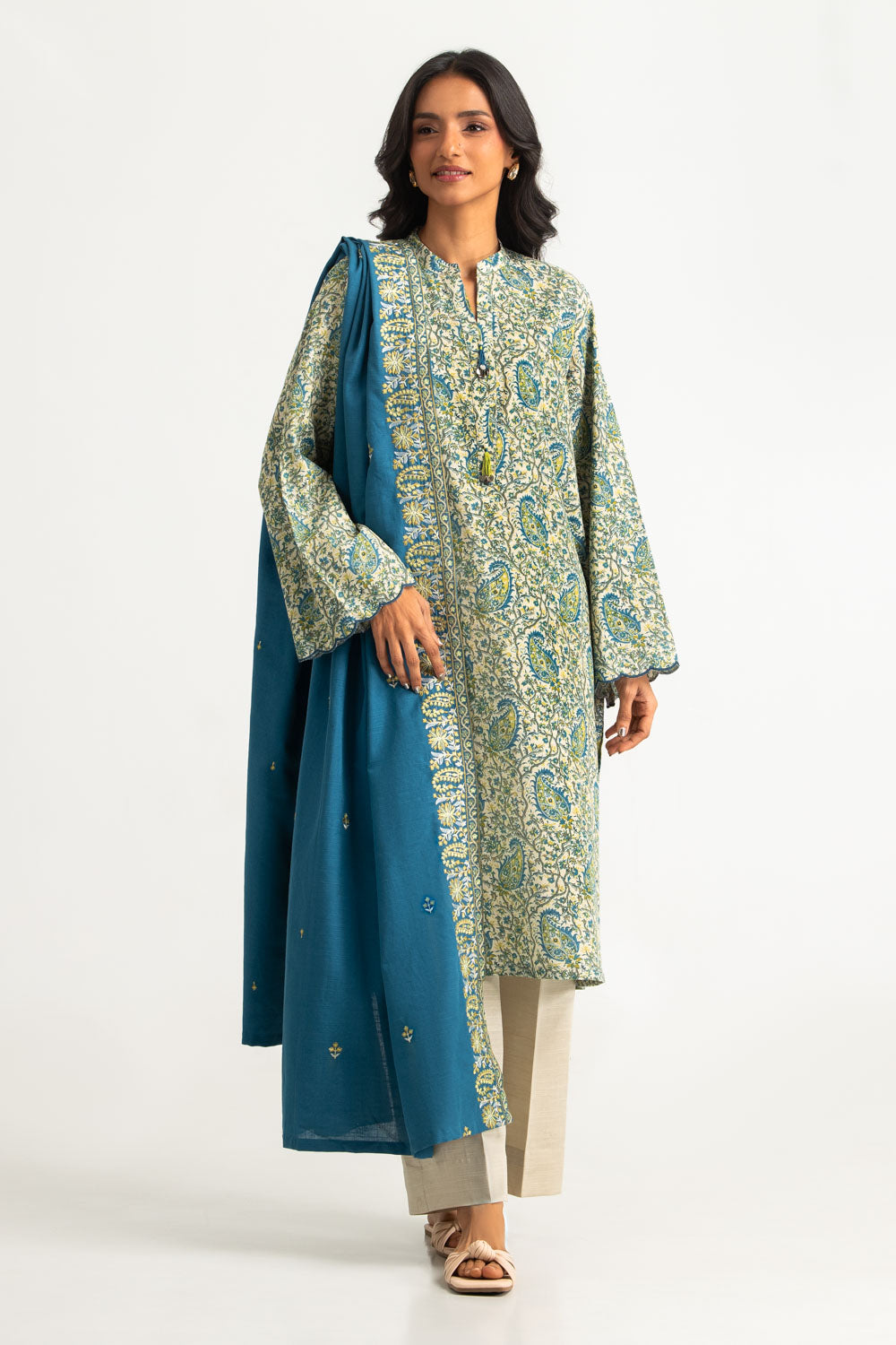 3PC Khaddar Printed Suit With Embroidered