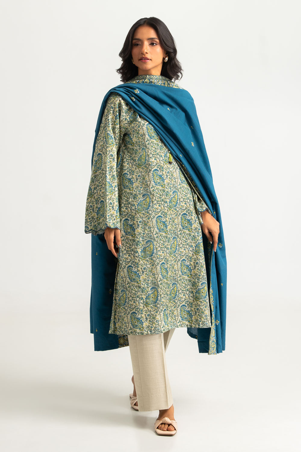 3PC Khaddar Printed Suit With Embroidered