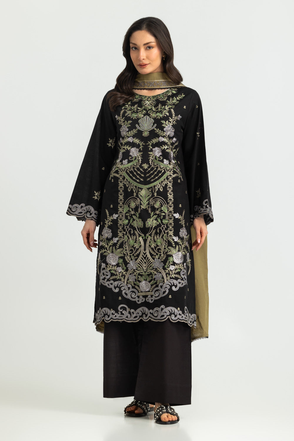 3PC Khaddar Slub Embroidered Suit