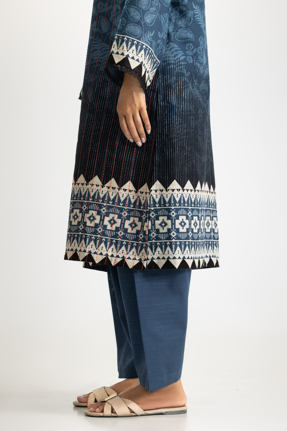 3PC Khaddar Slub Printed Suit